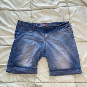 classic blue jean shorts